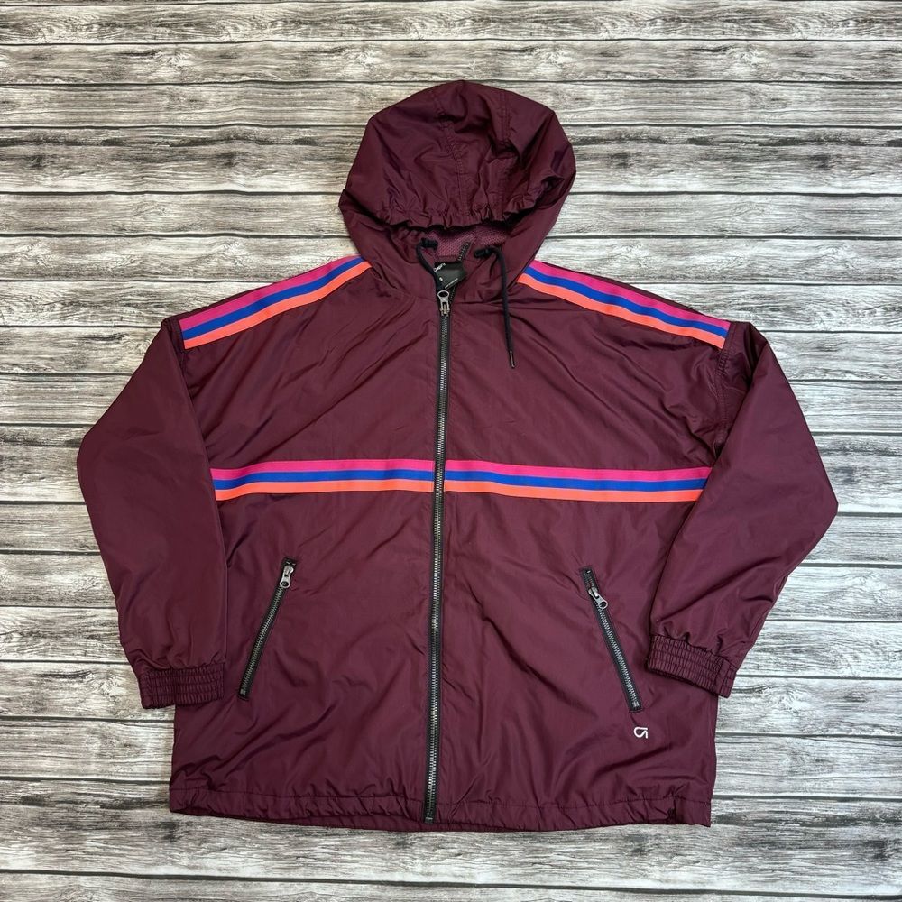 GAP GapFit Women's Windbreaker Jacket Small Burgundy Retro Athletic Hoodie Coat